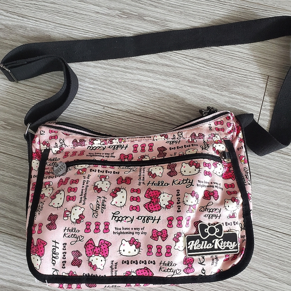 Hello Kitty Shoulder Bag